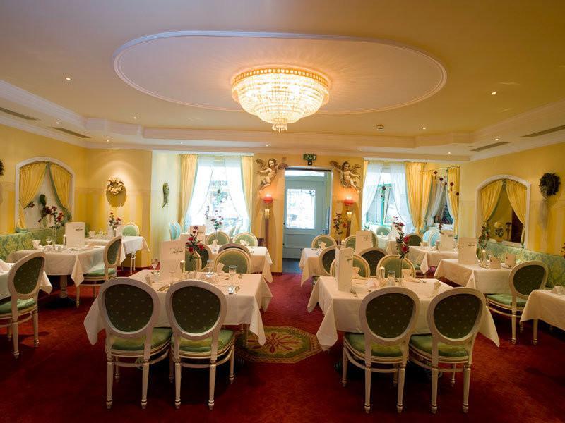 Hotel Landgut Zapfenhof Zellbergeben Экстерьер фото